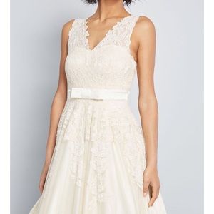 “Memorable magic” maxi dress sz M (8-10)